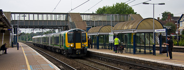 Convenience to Milton Keynes and London Centre